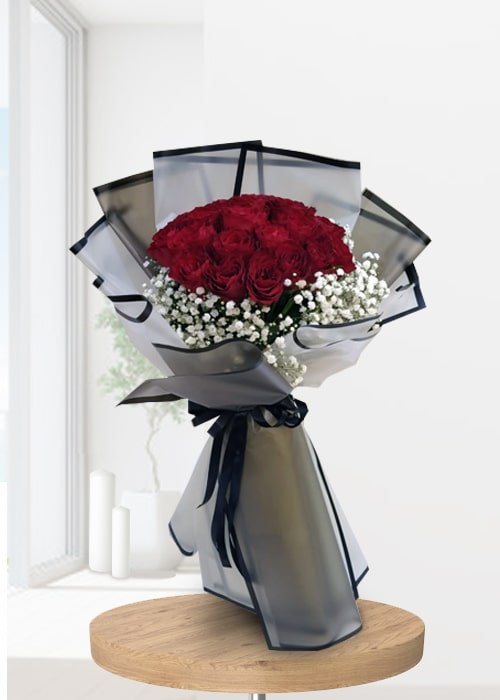 Enticing 15 Red Rose Bouquet