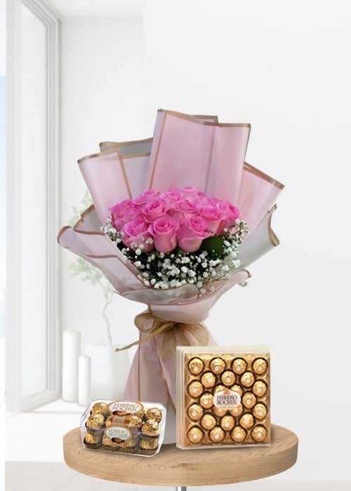 12 Stem Light Pink Rose Bouquet With Ferrero Rocher Chocolates